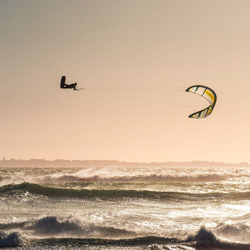 Flysurfer ERA V2